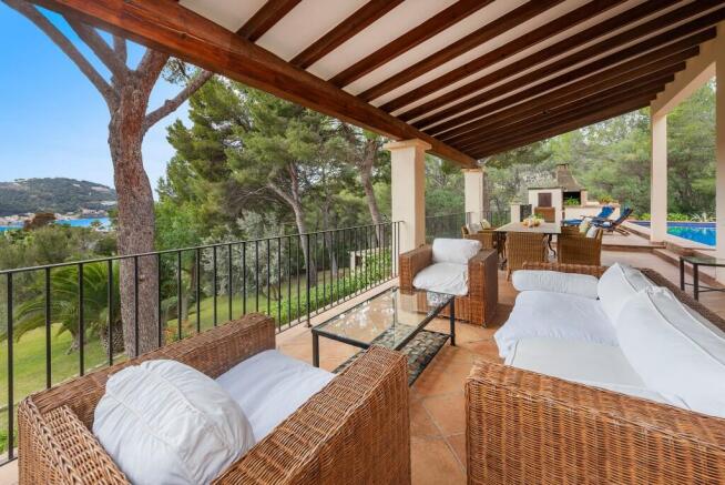 Covered Terrace (1)