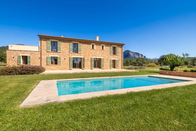 Exterior and Pool (3