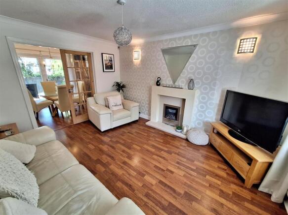 front room 2.jpg
