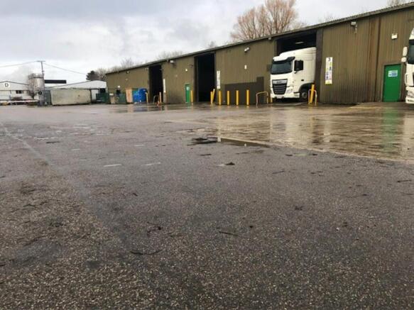 Service Yard.jpg
