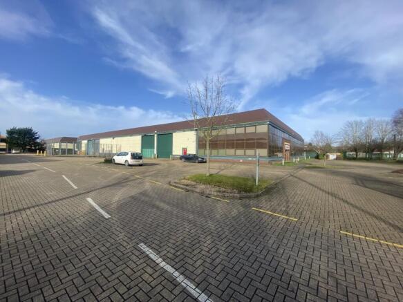 552 Fairlie Road Slough  Coming Soon.jpg