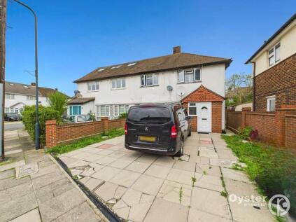Laburnum Grove, London, NW9