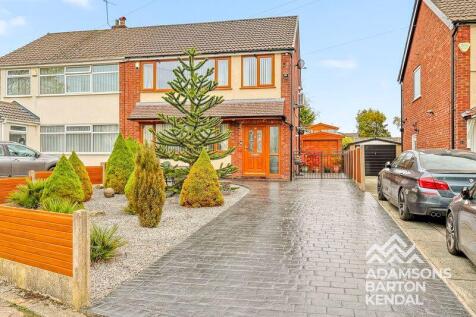 War Office Road, Bamford, OL11