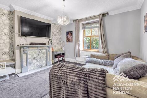 Newhey Road, Milnrow, OL16