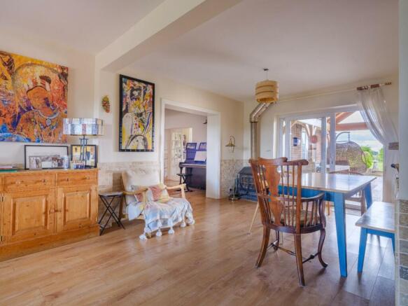 Kitchen/Breakfast Room