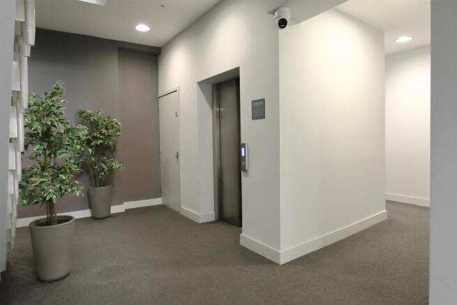 6 Chequers House (13).JPG