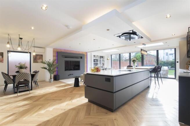 4 Walnut Close-04.jpg