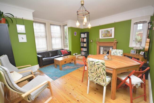 Sitting Room 1.jpg