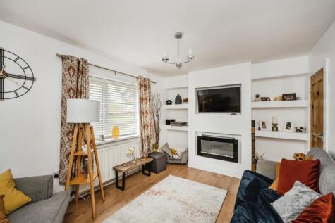 Gwynfor Road, Cockett, Swansea, SA2