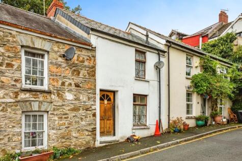 Greenfield Square, Cardigan, SA43