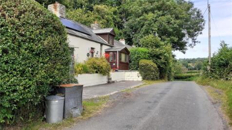 Tregroes, LLANDYSUL, Dyfed, SA44