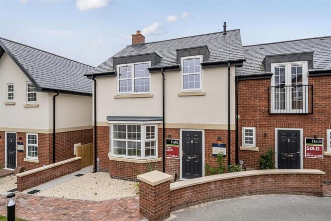 1369874-12-68efcbe1733bb-ARW .jpg