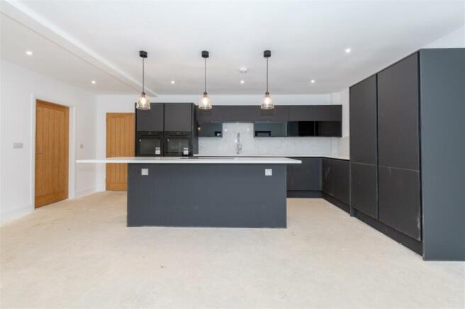 Treetops - internal-19.JPG