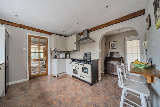 Kitchen arch.jpg