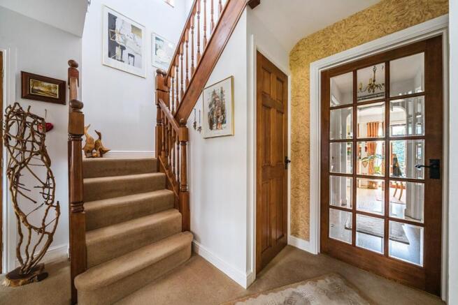 Entrance hall.jpg