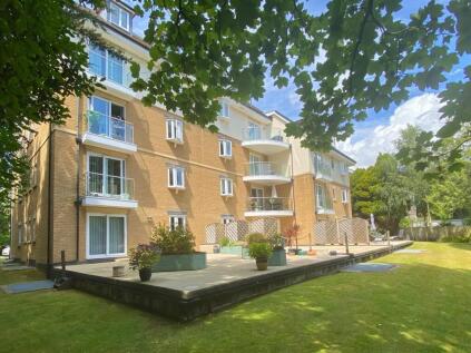 Chine Court, 3 Chine Crescent Road, Bournemouth, BH2