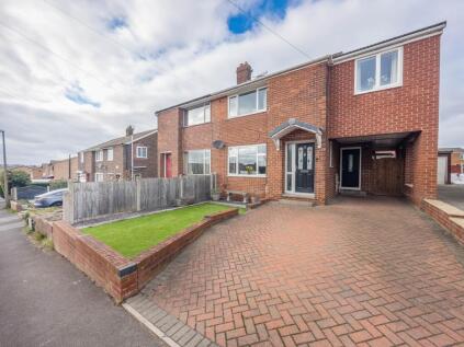 Castle Close, Birstall