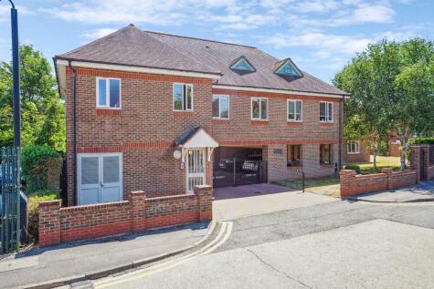 Liston Road, Marlow, Buckinghamshire, SL7