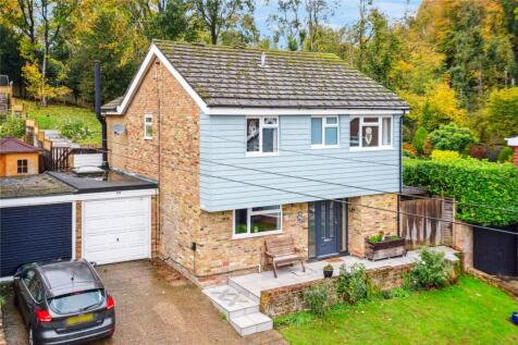 Highwoods Drive, Marlow, Buckinghamshire, SL7