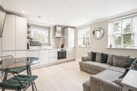 Station Road, Bourne End, Buckinghamshire, SL8