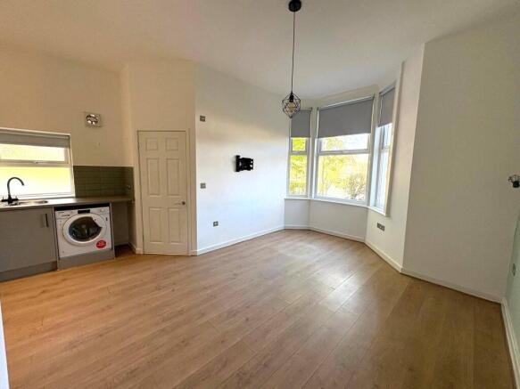 Flat 1, 53 Shrewsbury Road