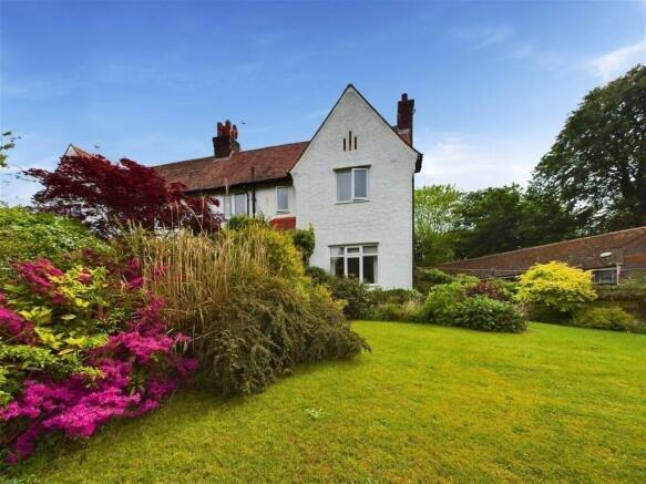 Three bedroom cottage