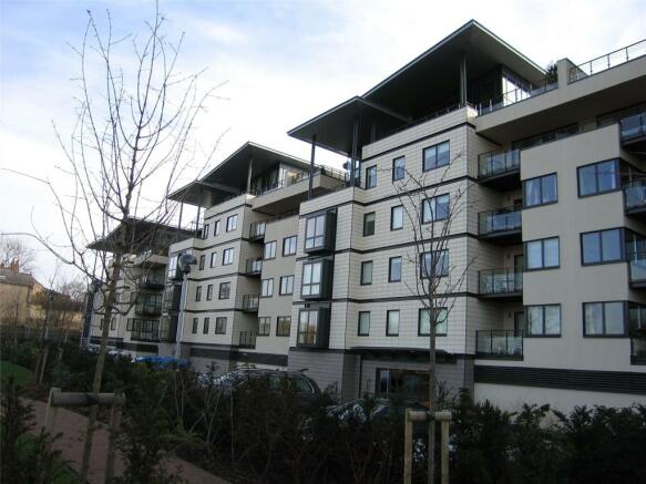2 bedroom apartment to rent Chesterton