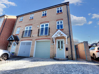 Redhill Court, Redbrook