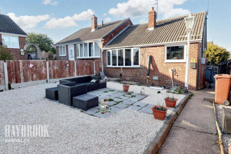 Emily Close, Barnsley