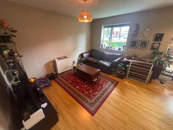 Lounge/Kitchen