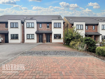 Moor Lane South, Ravenfield