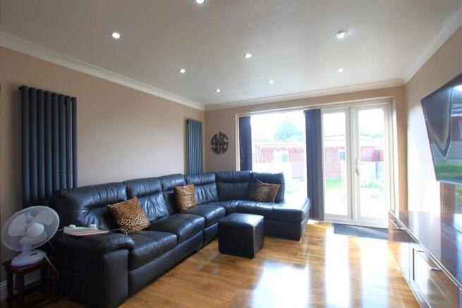 Open Plan Kitchen/ Reception Room