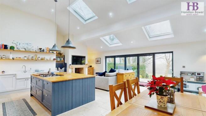 4ebdd4df-26-Bridle-Stile-Kitchen-Living-Room-Dinin