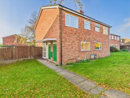 Meadow Walk, Yaxley, Peterborough, PE7 3HE