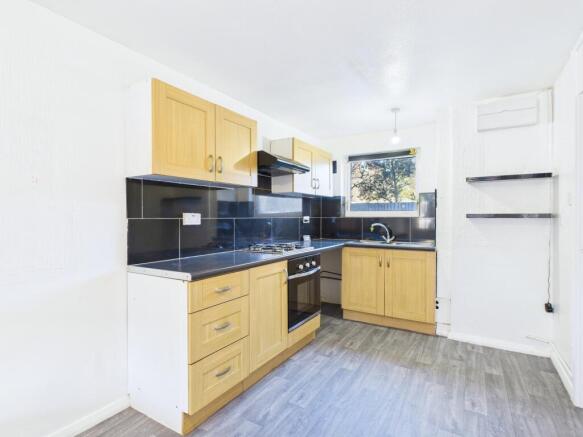 CAM01909G0-PR0440-STILL008