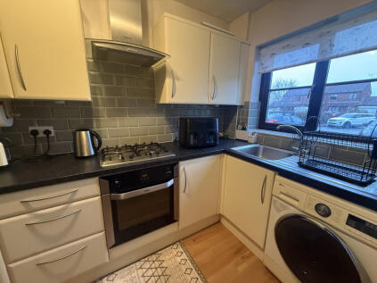 Lavender Close, Thornbury, BS35