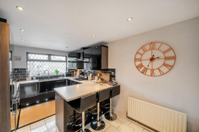 1330254-6-6880e84...