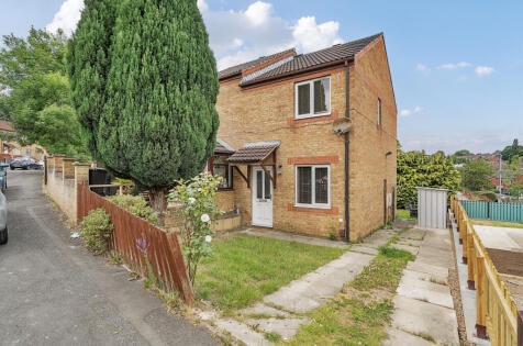 Raynville Rise, Leeds, West Yorkshire, LS13