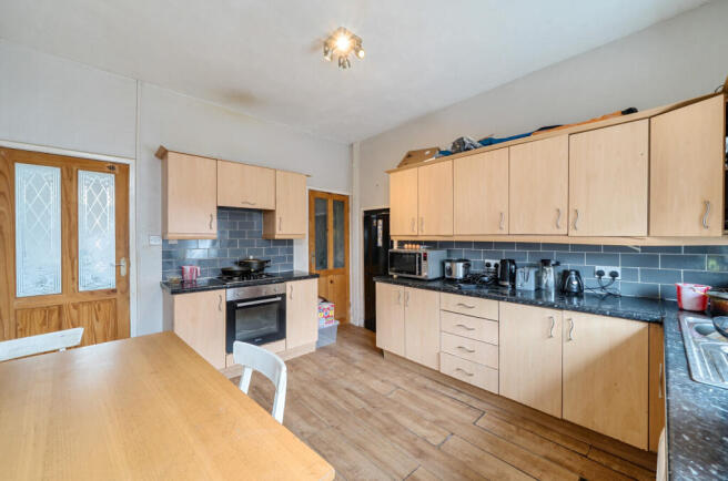 1336319-7-689dc75...