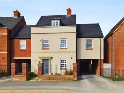 Yeoman Road, Towcester, NN12