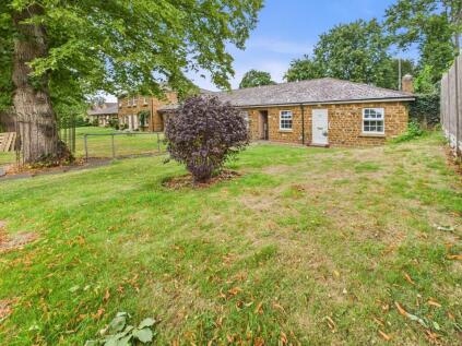 Gilbert Scott Court, Towcester, NN12