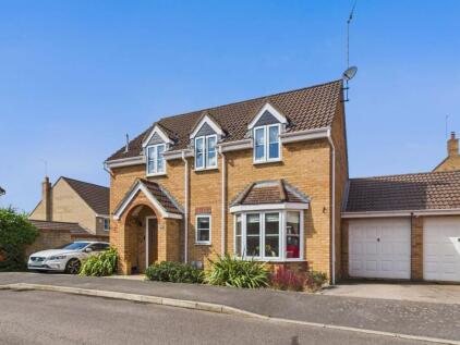 Coulthard Close, Towcester, NN12