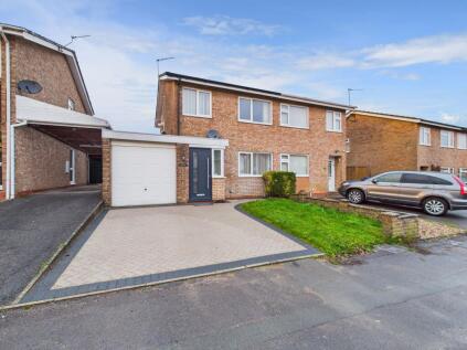 Sycamore Close, Towcester, NN12