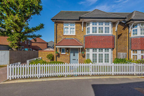 Palmer Way, Langdon Hills, SS16