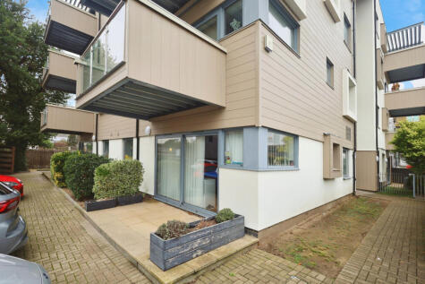 Royal Mews, Southend-on-sea, SS1