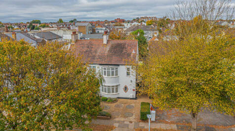 Cheltenham Drive, Leigh-on-sea, SS9