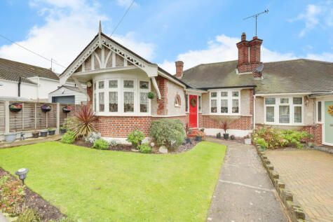 The Crescent, Benfleet, SS7