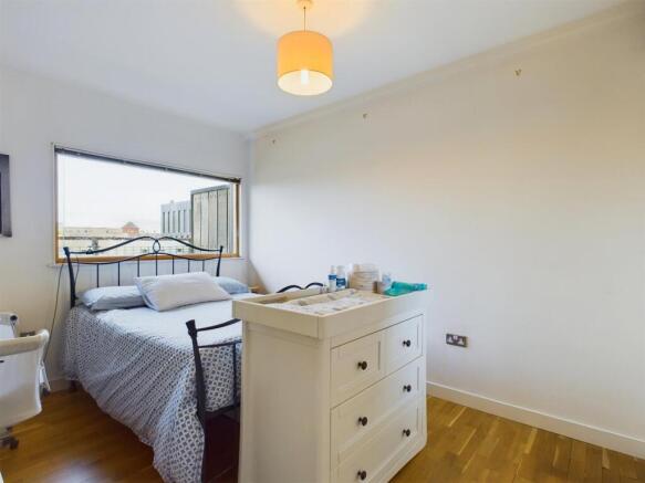 CAM01389G0-PR0093-ST