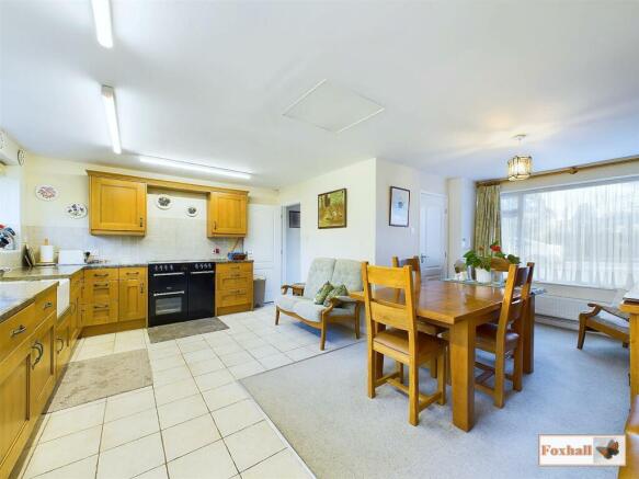 Kitchen / Diner