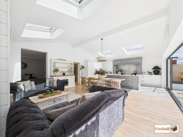 Kitchen / Dining / Family Room